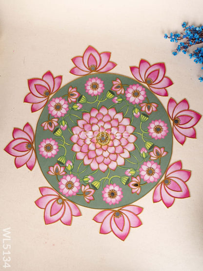 Rangoli with Set of 8 Lotus - WL5134