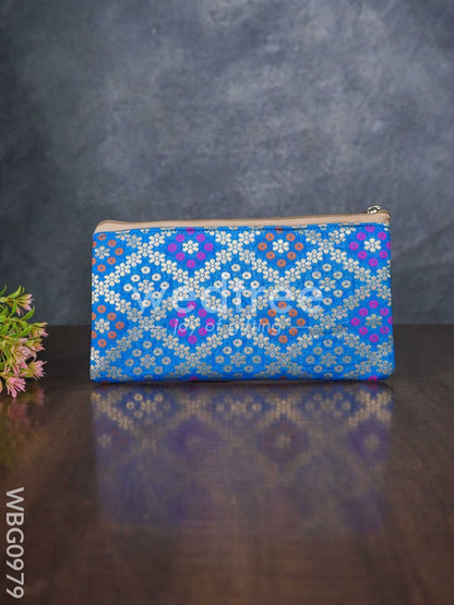 Raw Silk Purse - WBG0979