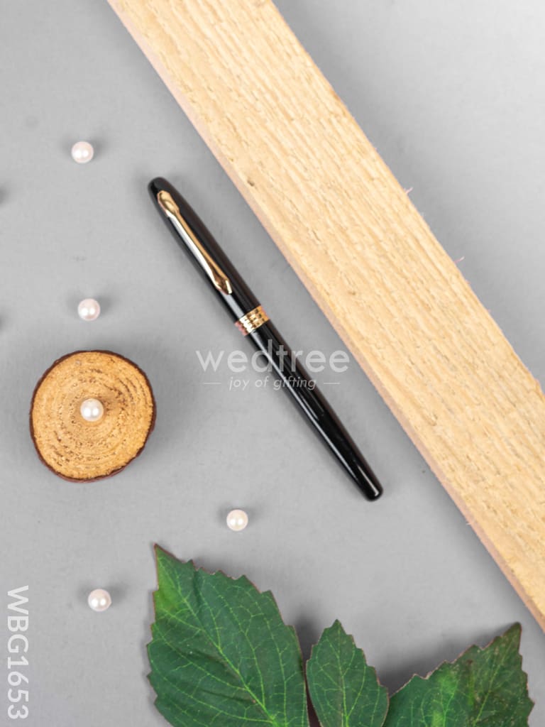 Roller Pen - Action - WBG1653