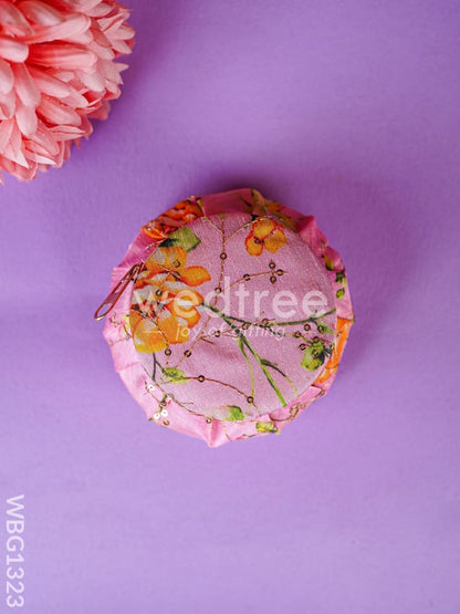 Round Floral Embroidery Bangle Holder - WBG1323