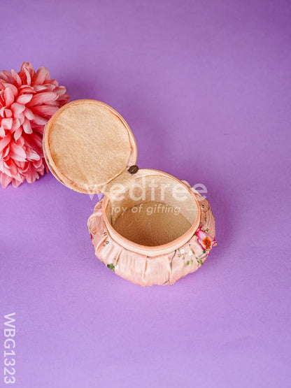 Round Floral Embroidery Bangle Holder - WBG1323