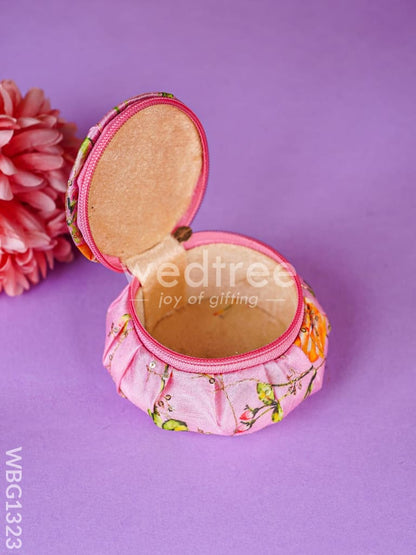 Round Floral Embroidery Bangle Holder - WBG1323