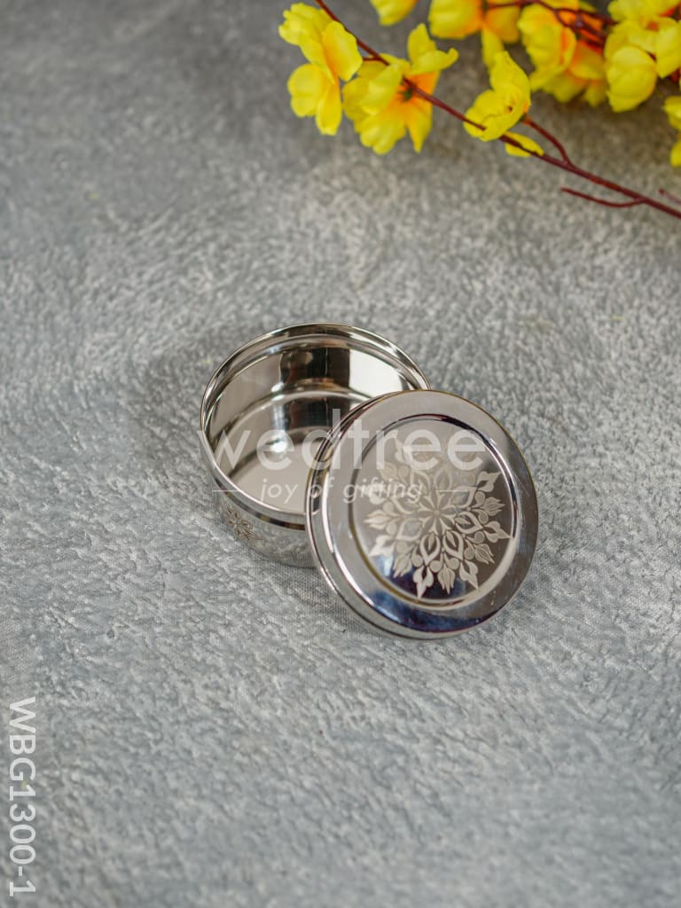 Stainless Steel Poori Box with Floral Engraving - WBG1300