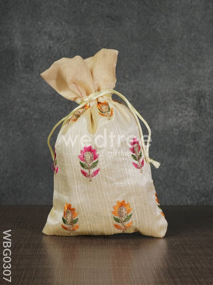 String bag with Floral Embroidery - WBG0307