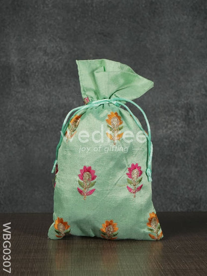 String bag with Floral Embroidery - WBG0307