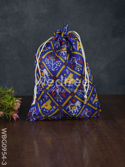 String Bag with Patola Prints - WBG0954