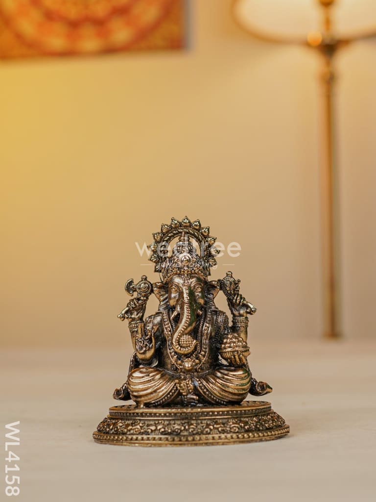Swarna Golu 1 - Digital Printed Golu Padi & Brass Antique Idols - WL4158