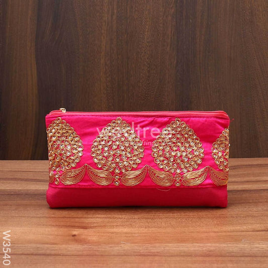 Thread Embroidery Purse - W3540