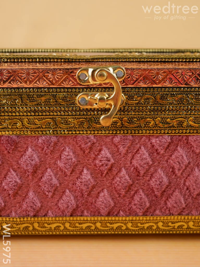 Velvet Dry Fruit Box with 3 Jar - WL5975