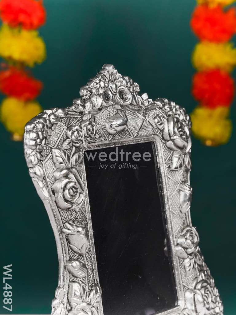 White Metal Square Photo Frame - WL4887