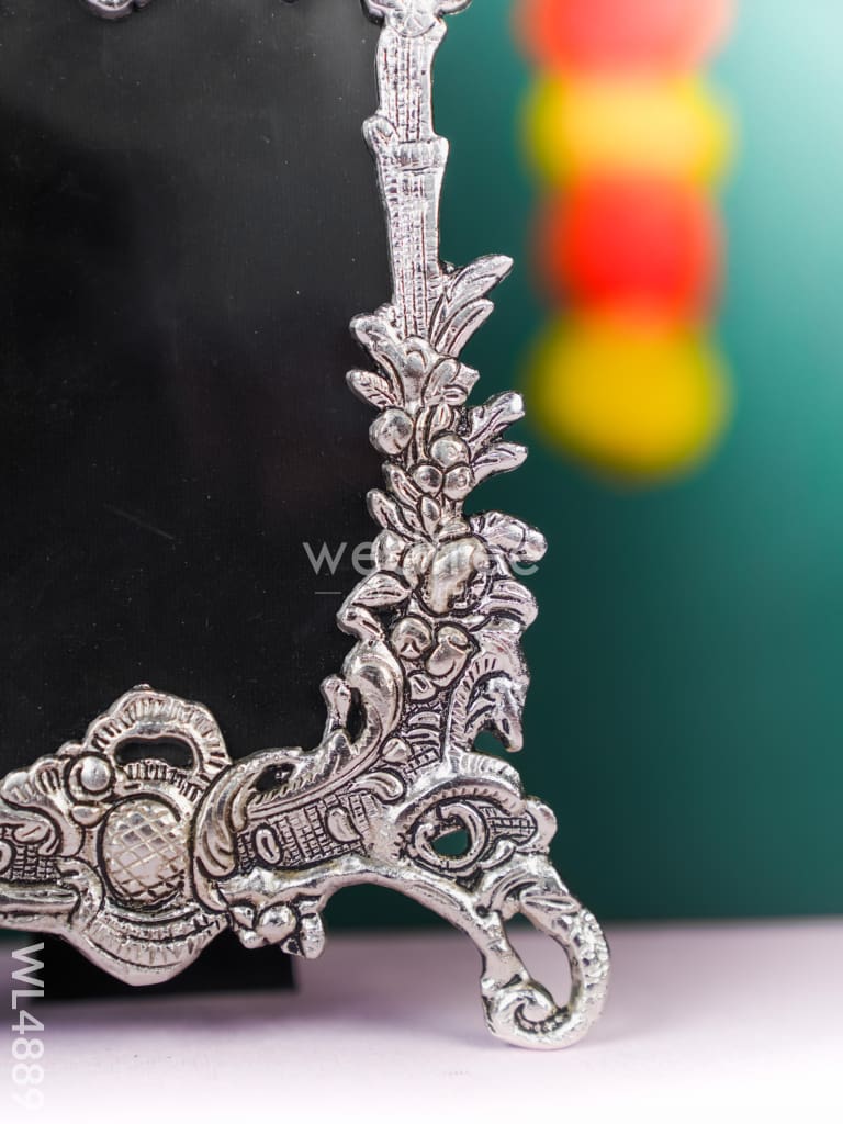 White Metal Square Photo Frame - WL4889 White Metal