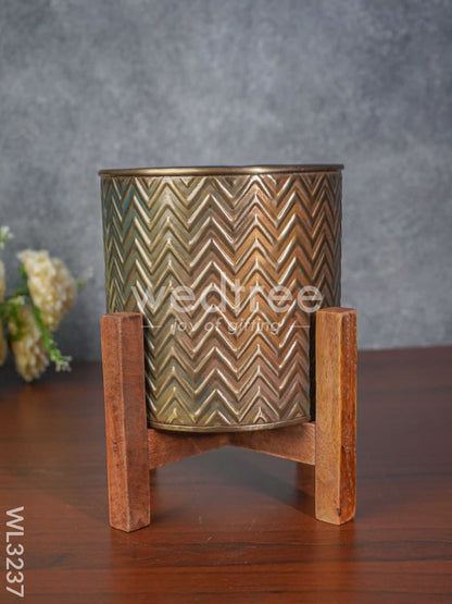 Zig Zag Design Embossed Planter with Wooden Stand - WL3237